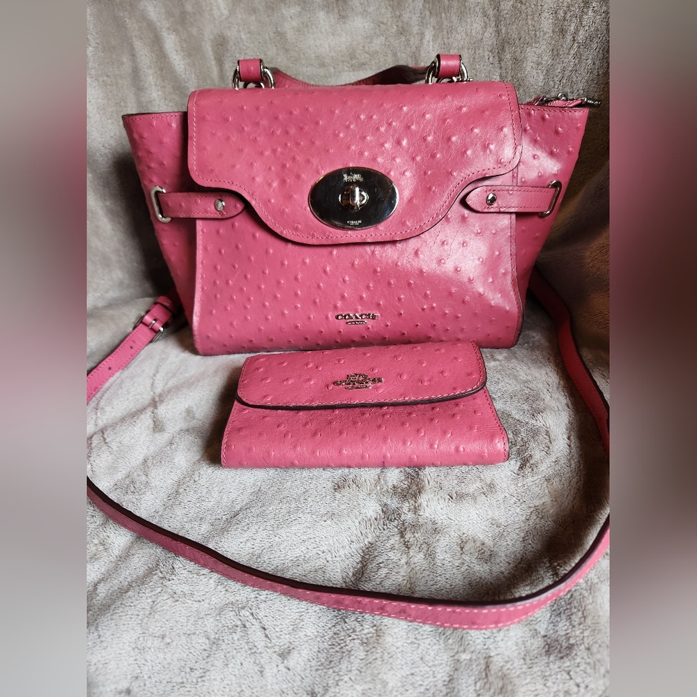 COACH PURSE HANDBAG AND WALLET PINK OSTRICH EMBOSSED LEATHER 100% AUTHENTIC